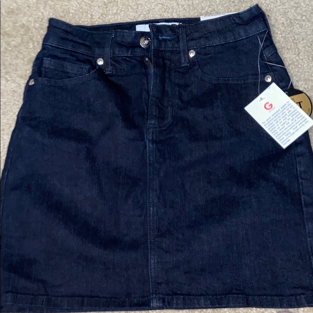 Guess skirt